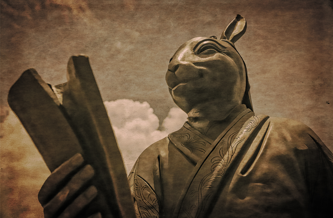 chinese-astrology-rabbit-statue-in-kowloon-hong-kong-battered-luggagebattered-luggage